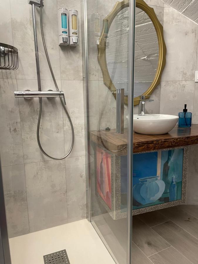 Ateneo Cuenca Con Cocina En El Casco Historico