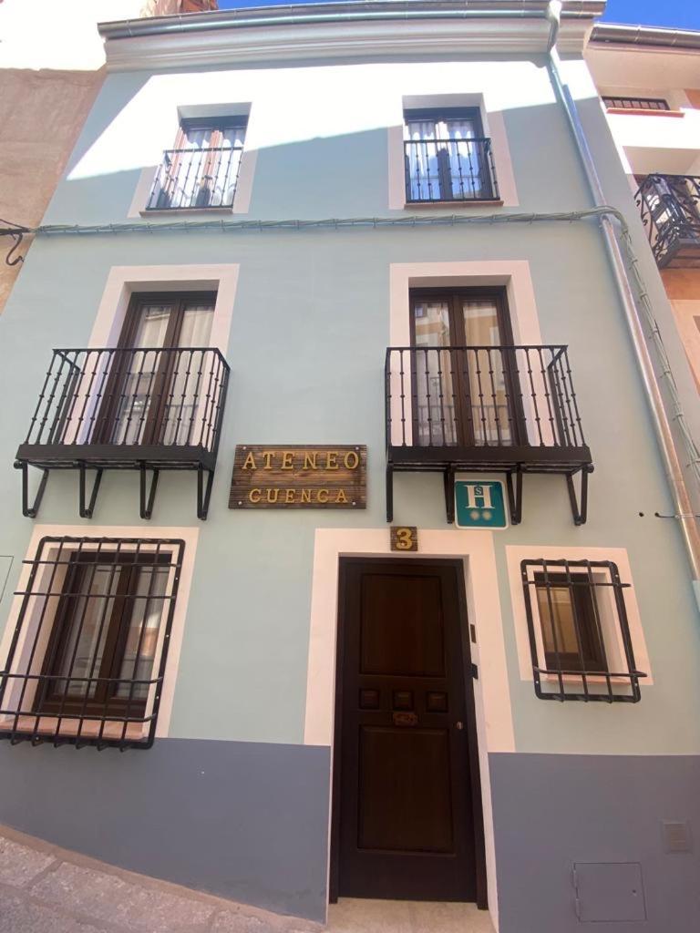 Gasthof Ateneo Cuenca Con Cocina En El Casco Historico 4*